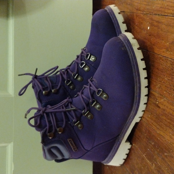 purple lugz